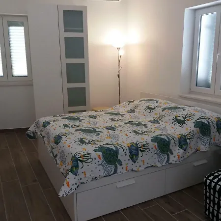 Kadic Apartment *